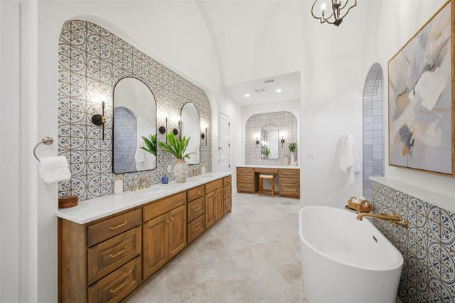 4801 Sunburst Ct, College Station, TX 77845