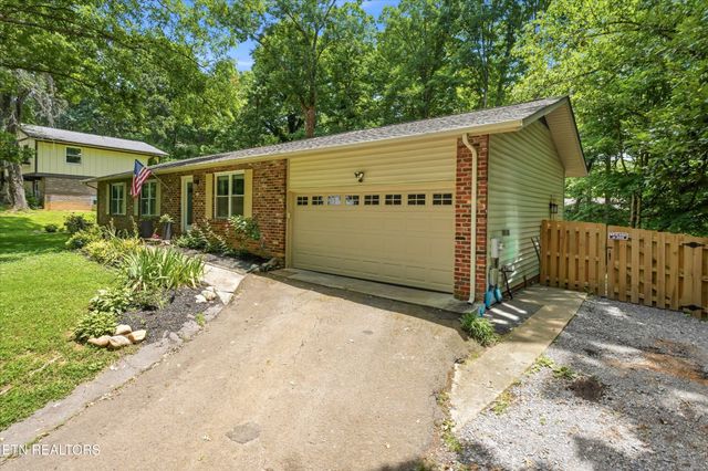 1516 Scottsdale Drive, Knoxville, TN 37922