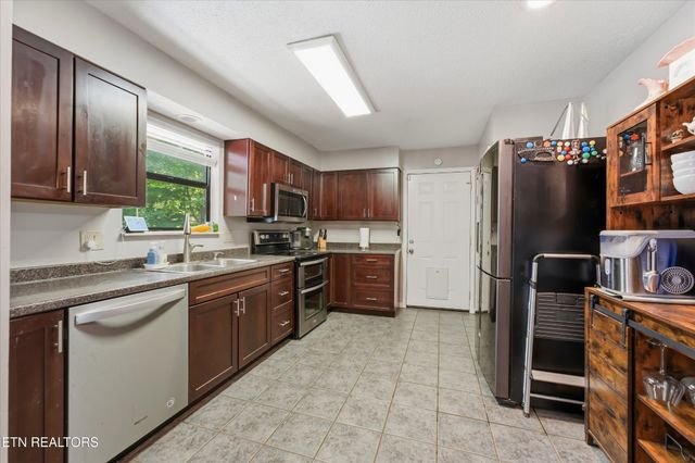 1516 Scottsdale Drive, Knoxville, TN 37922