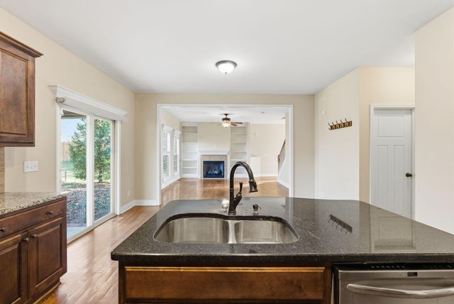 3705 St Andrews Walk, Lexington, KY 40509