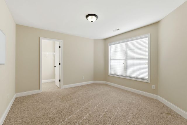 3705 St Andrews Walk, Lexington, KY 40509