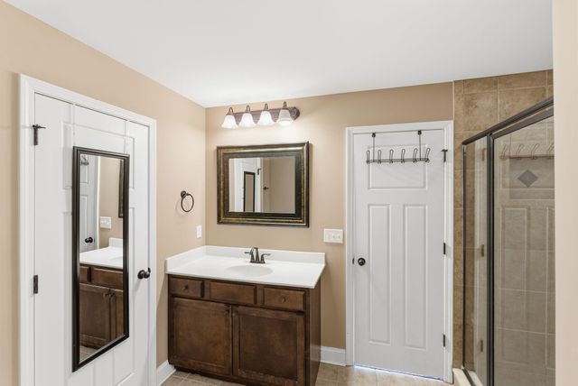 3705 St Andrews Walk, Lexington, KY 40509