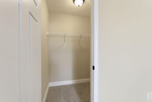 3705 St Andrews Walk, Lexington, KY 40509