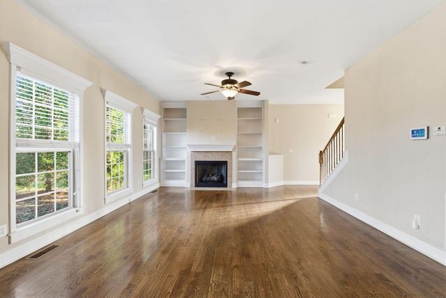 3705 St Andrews Walk, Lexington, KY 40509