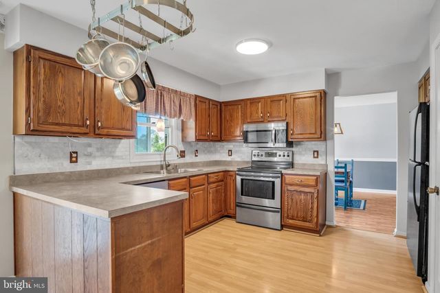 194 FAIRVIEW ST, Carlisle, PA 17015