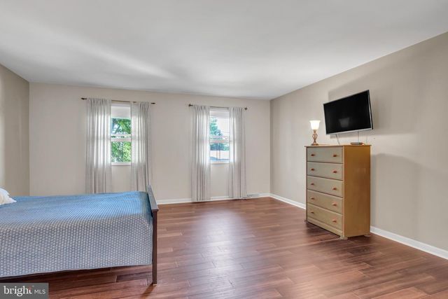 194 FAIRVIEW ST, Carlisle, PA 17015
