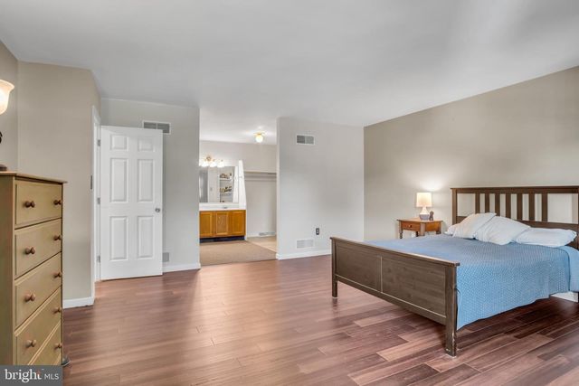 194 FAIRVIEW ST, Carlisle, PA 17015