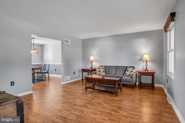 194 FAIRVIEW ST, Carlisle, PA 17015