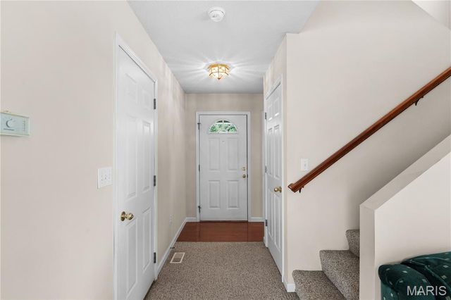 124 Northbay Court, Glen Carbon, IL 62034