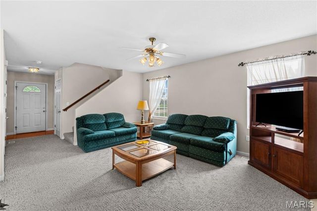 124 Northbay Court, Glen Carbon, IL 62034