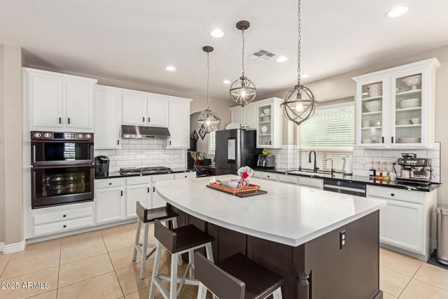 6604 W LEIBER Place, Glendale, AZ 85310