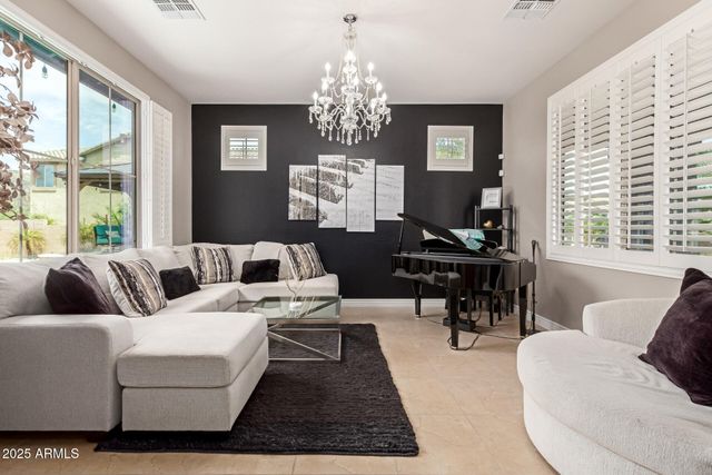 6604 W LEIBER Place, Glendale, AZ 85310