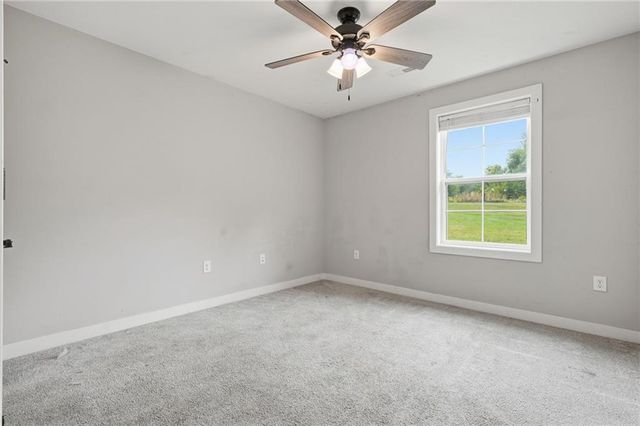 3 Kendi Lane, Belton, MO 64012