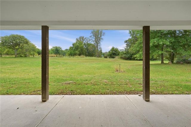 3 Kendi Lane, Belton, MO 64012