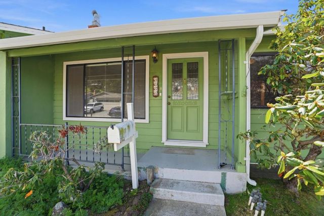 1372 Alicante Drive, Pacifica, CA 94044