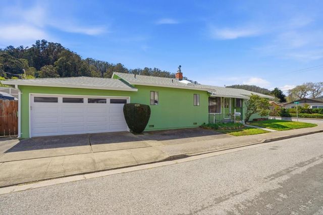 1372 Alicante Drive, Pacifica, CA 94044