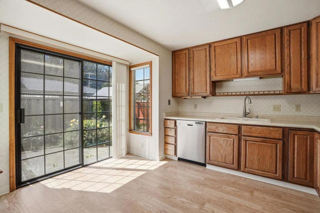 1372 Alicante Drive, Pacifica, CA 94044