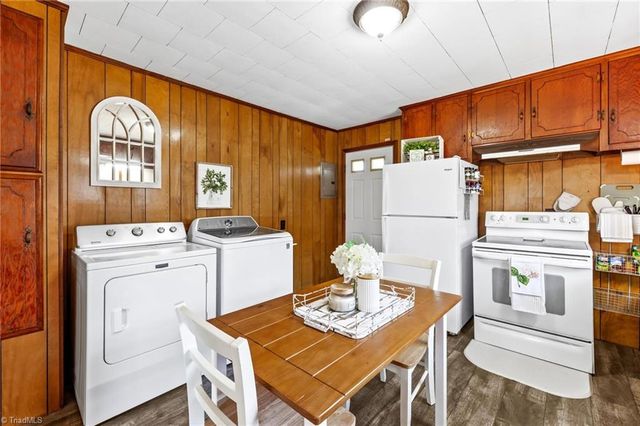 617 Hargrave Street, Lexington, NC 27292