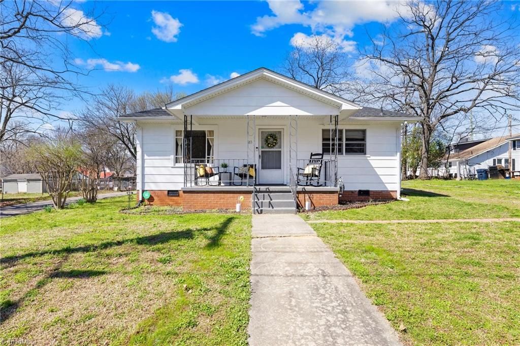 617 Hargrave Street, Lexington, NC 27292