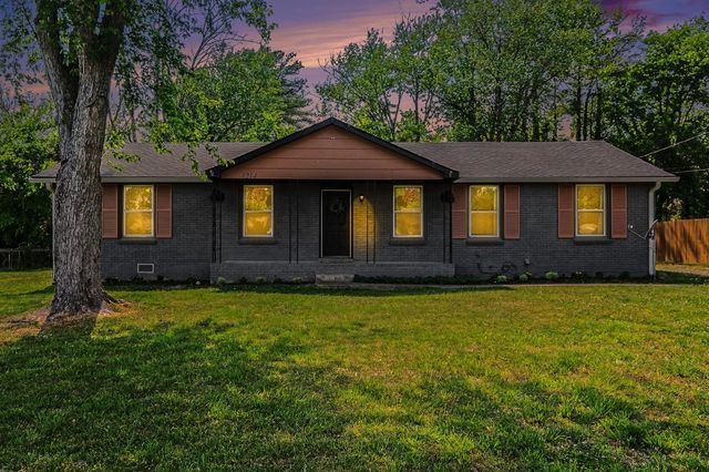 1214 Rutherford St, Murfreesboro, TN 37130