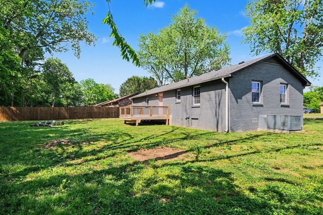 1214 Rutherford St, Murfreesboro, TN 37130