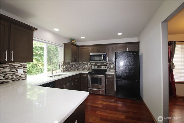 2013 103 Street E, Tacoma, WA 98445