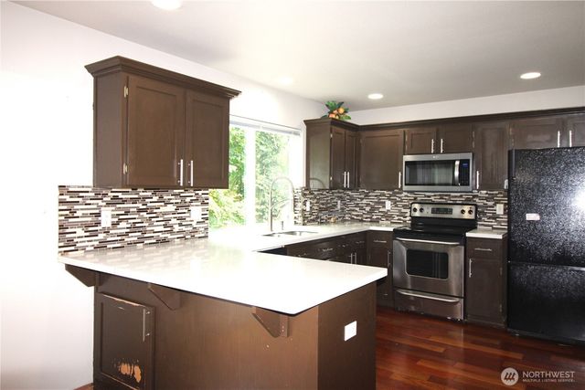 2013 103 Street E, Tacoma, WA 98445