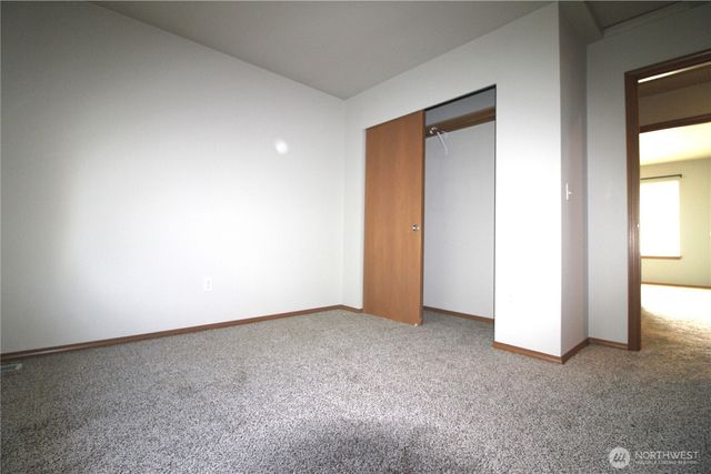 2013 103 Street E, Tacoma, WA 98445
