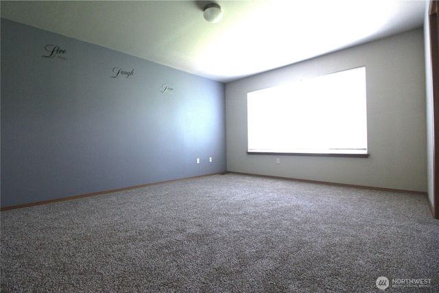 2013 103 Street E, Tacoma, WA 98445