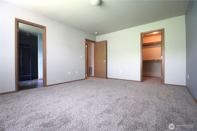2013 103 Street E, Tacoma, WA 98445