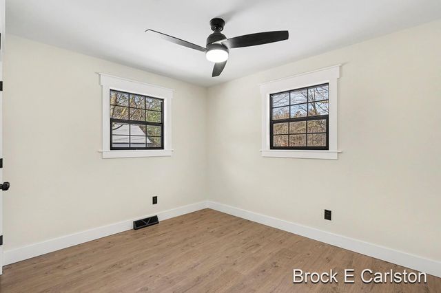 945 N Van Eyck Street, Egelston Twp, MI 49442