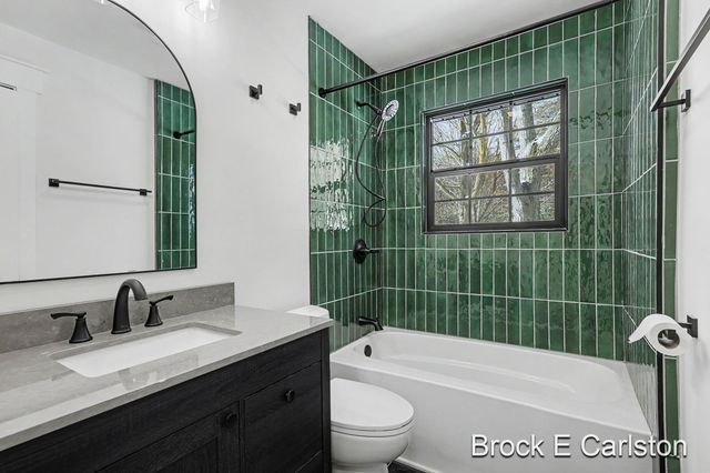 945 N Van Eyck Street, Egelston Twp, MI 49442