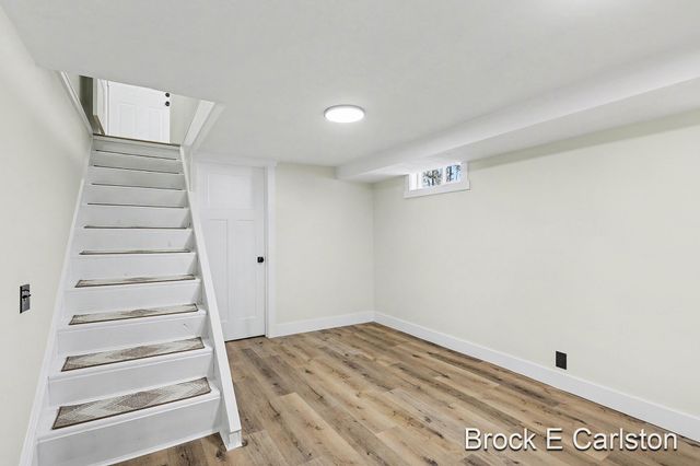 945 N Van Eyck Street, Egelston Twp, MI 49442