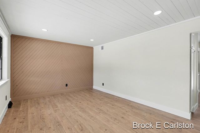 945 N Van Eyck Street, Egelston Twp, MI 49442