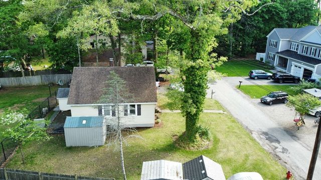 32 Birch Rd, Natick, MA 01760