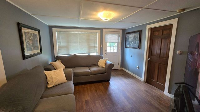 32 Birch Rd, Natick, MA 01760