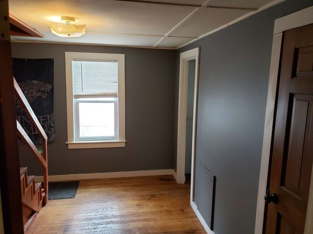 32 Birch Rd, Natick, MA 01760