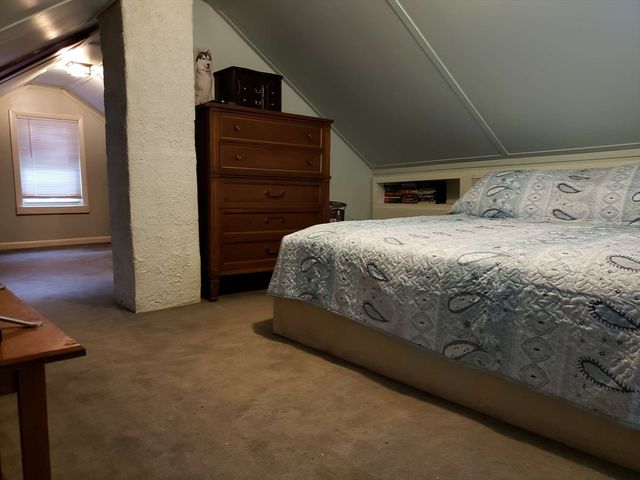 32 Birch Rd, Natick, MA 01760