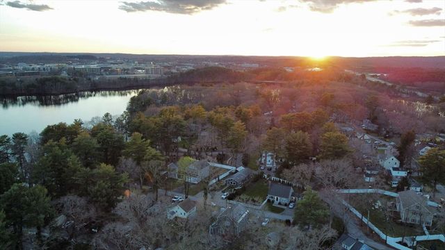 32 Birch Rd, Natick, MA 01760