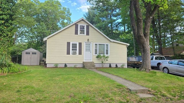 32 Birch Rd, Natick, MA 01760