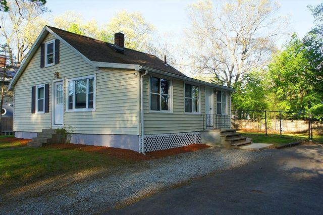 32 Birch Rd, Natick, MA 01760
