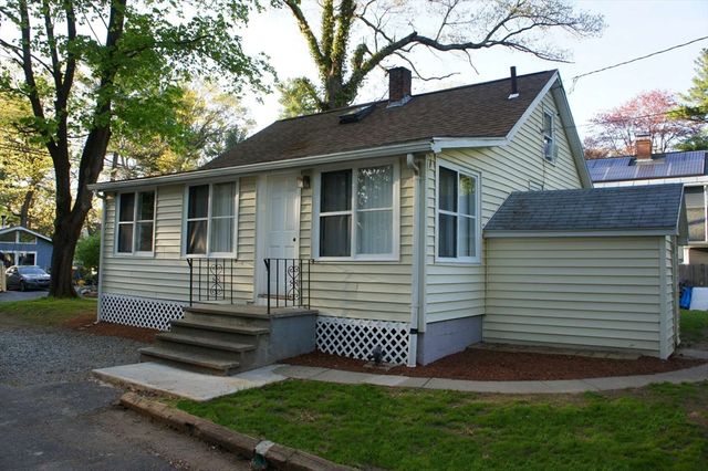 32 Birch Rd, Natick, MA 01760