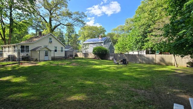 32 Birch Rd, Natick, MA 01760