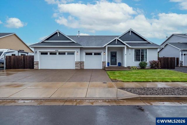 2397 NE Summit Dr, Albany, OR 97321