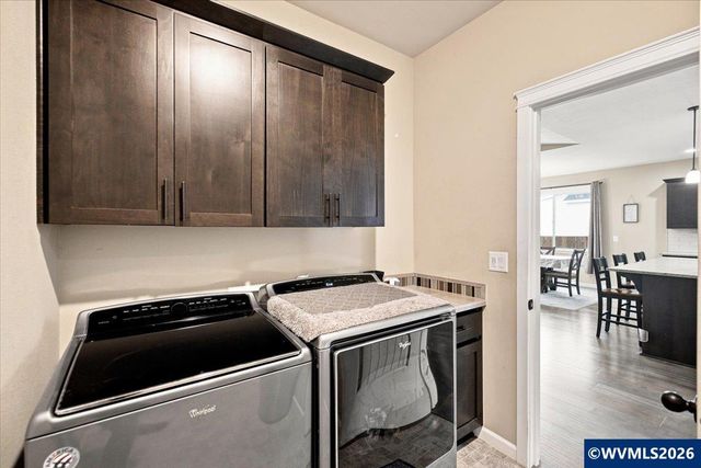 2397 NE Summit Dr, Albany, OR 97321