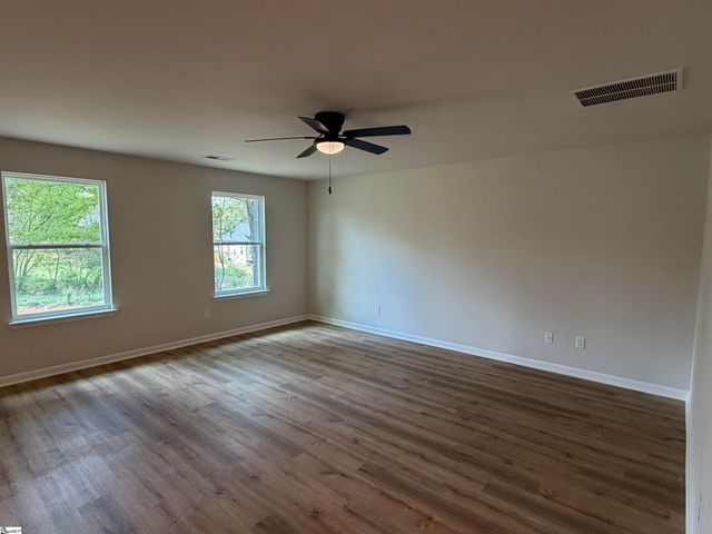 31 Campbell Street, Duncan, SC 29334