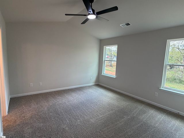 31 Campbell Street, Duncan, SC 29334