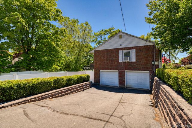 117 Lester Drive, Tappan, NY 10983