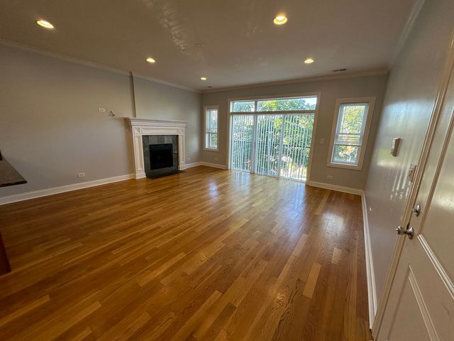 6229 N Richmond Street 4S, Chicago, IL 60659