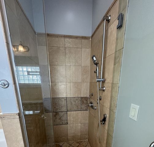 6229 N Richmond Street 4S, Chicago, IL 60659